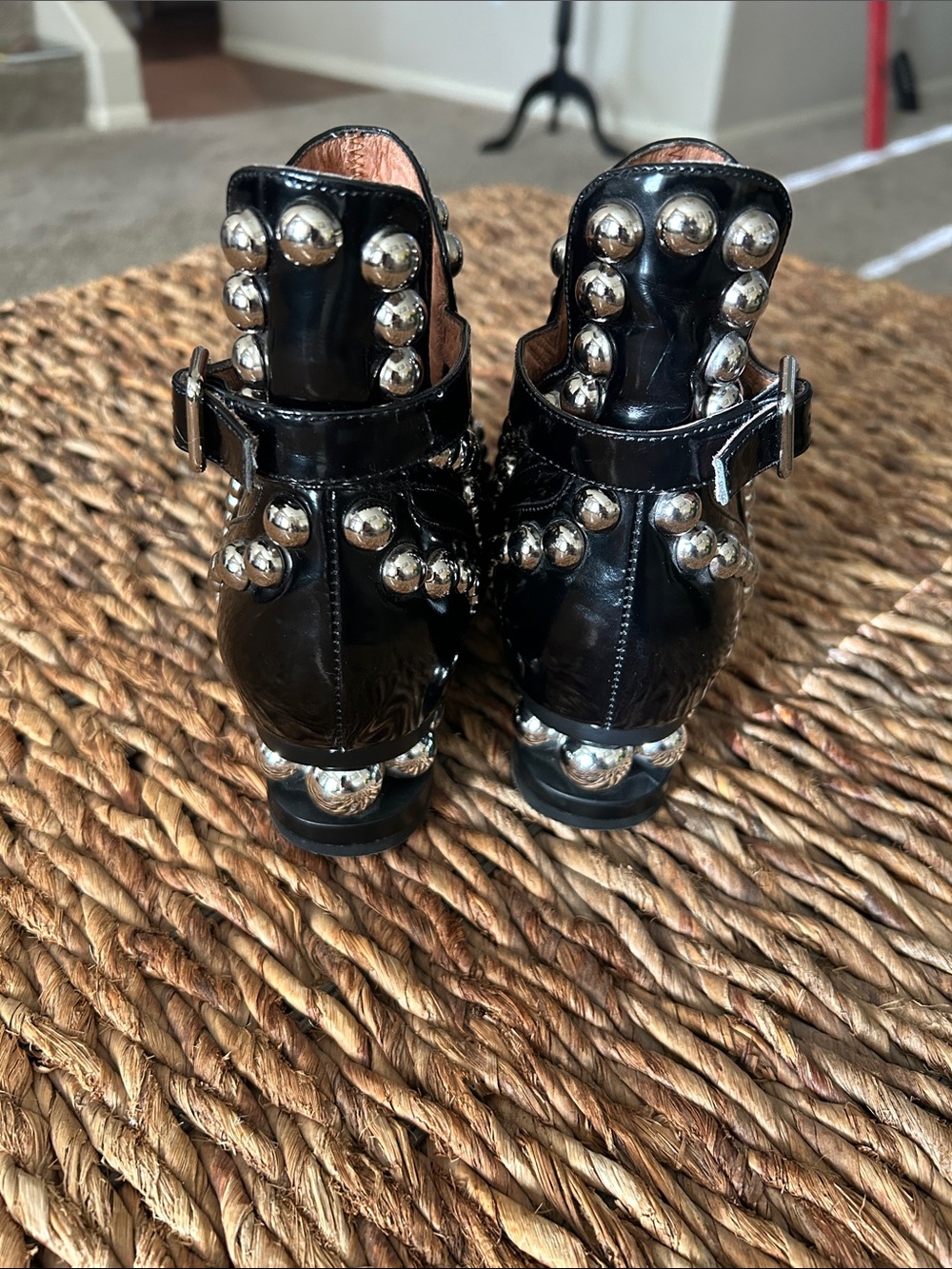 Jeffrey Campbell Rylance Black Patent Silver Studded Ankle Boots Wrap Buckle. - Picture 4 of 6